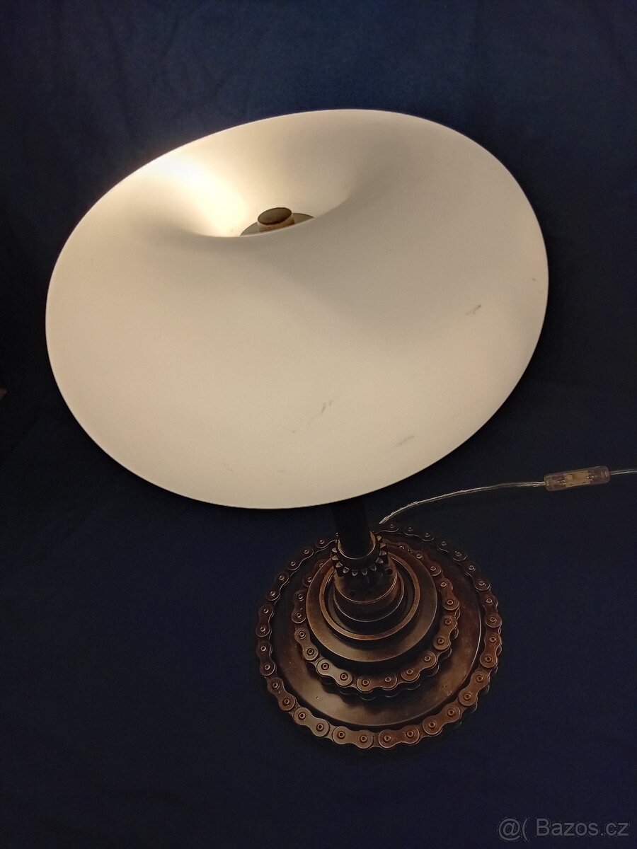 STEAMPUNK RECYCLE ART LAMPY - PATINOVANÝ KOV - 9