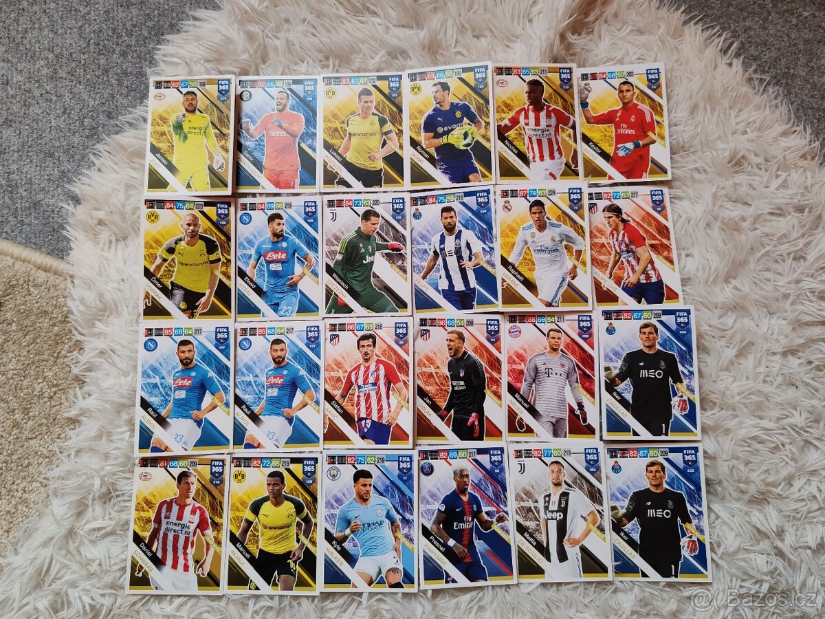 Fotbalové kartičky Panini - 9