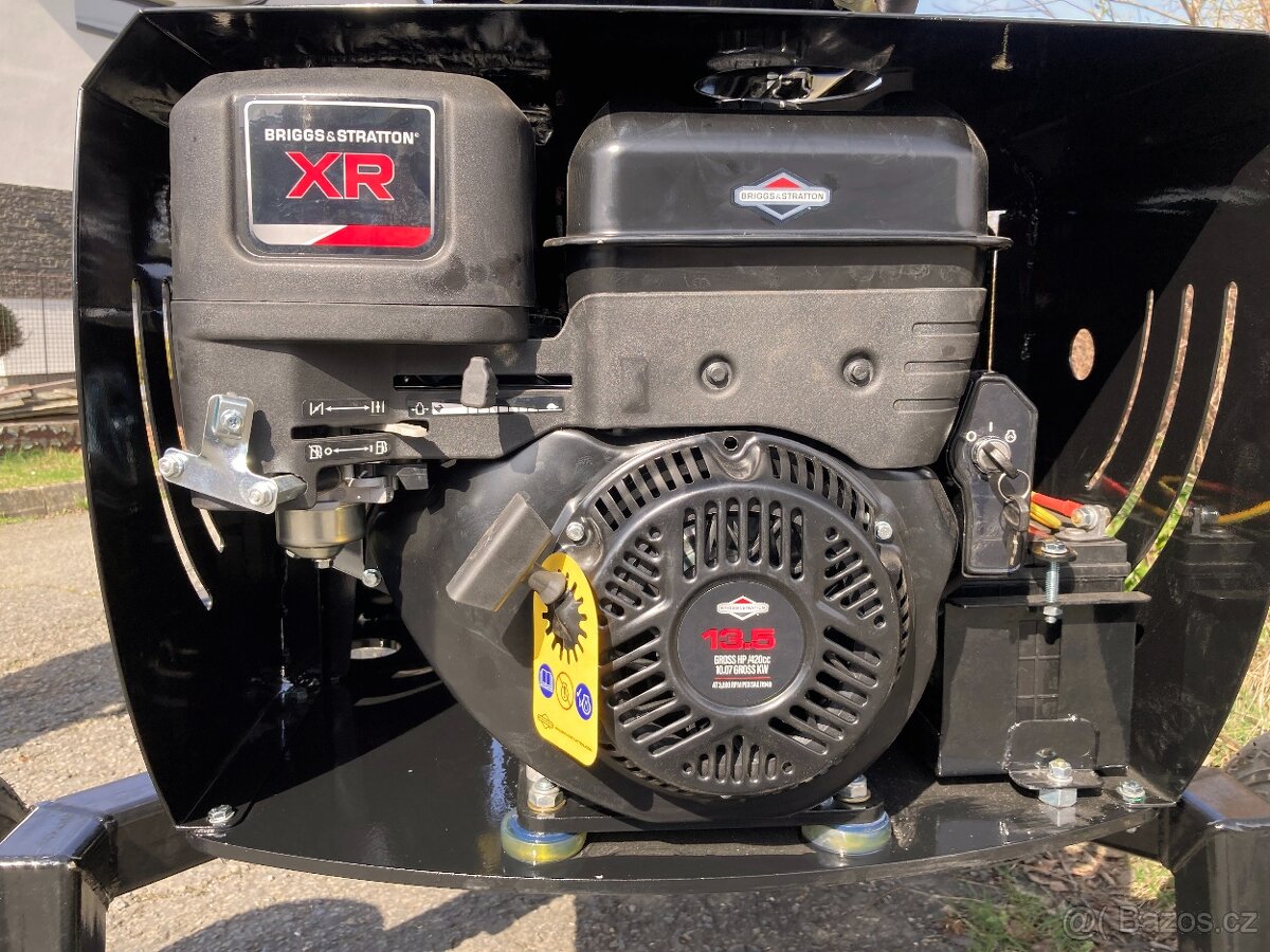 NOVINKA = Minibagr 2. generace - 360° otoč SKLADEM - 9