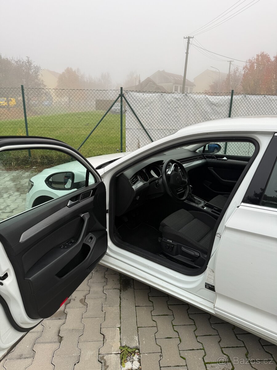VW Passat 1.5 TSI Business, 12/2020, 78 853 km - 9