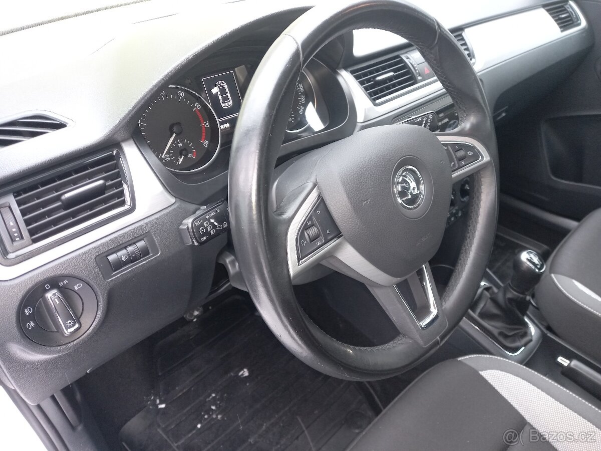 Prodám Škoda rapid 1.2 tsi 66kw. Najeto 108 720 km - 9