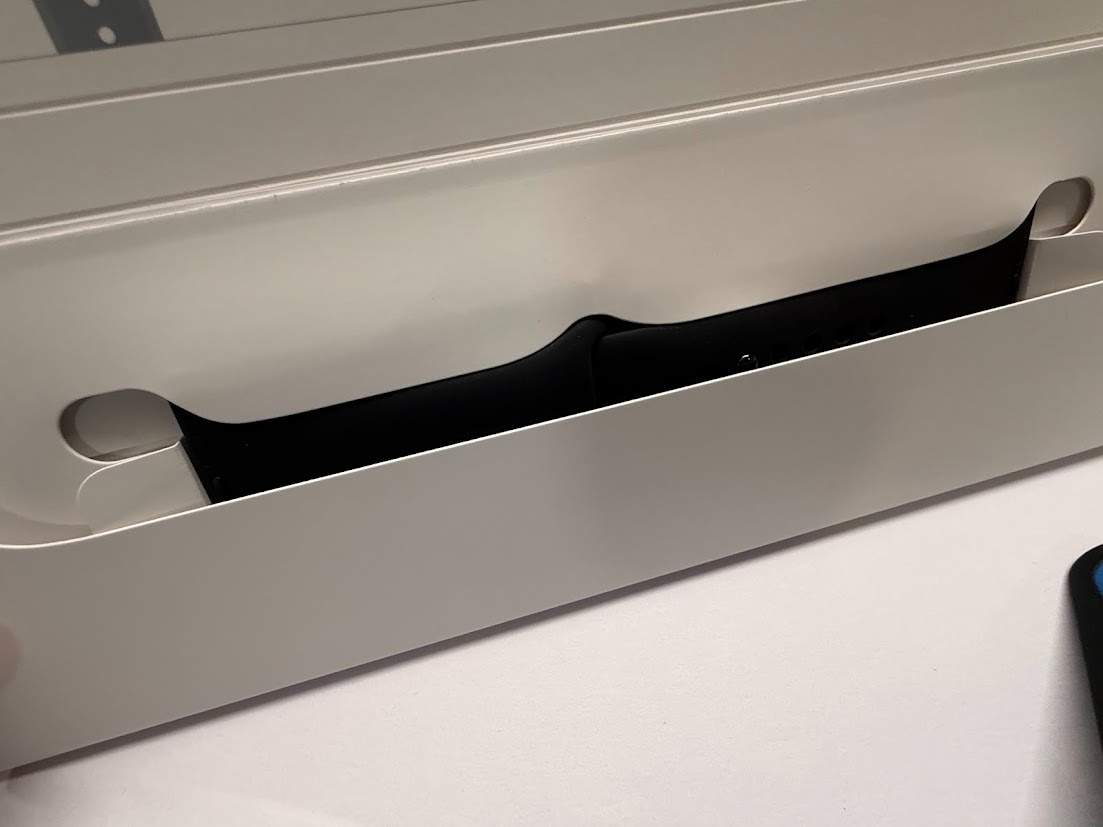 Apple Watch Series 10 GPS+Cellular 42mm - 9