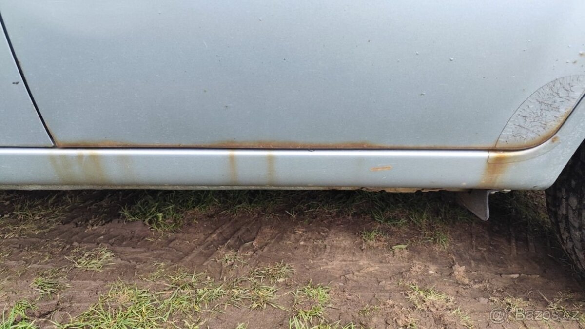 Kia Rio 1.4 71kw rok-2007 - 9