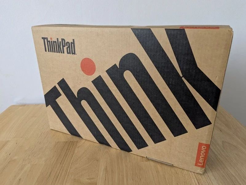 Thinkpad T16 - 32GB ram, 1TB ssd, dotykový dsiplej - 9