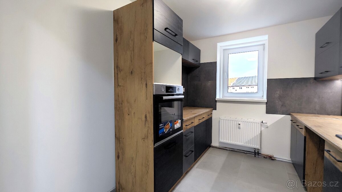 Pronájem bytu 3+1, 58,5 m² – Měrunice 112 (okr. Teplice) - 9