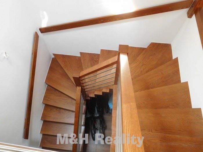 Prodej rodinného domu 7+2 s dvojgaráží Čeladná - 9