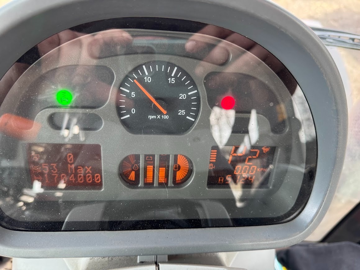 Štěpkovač jenz 561 + Valtra 353S - 9