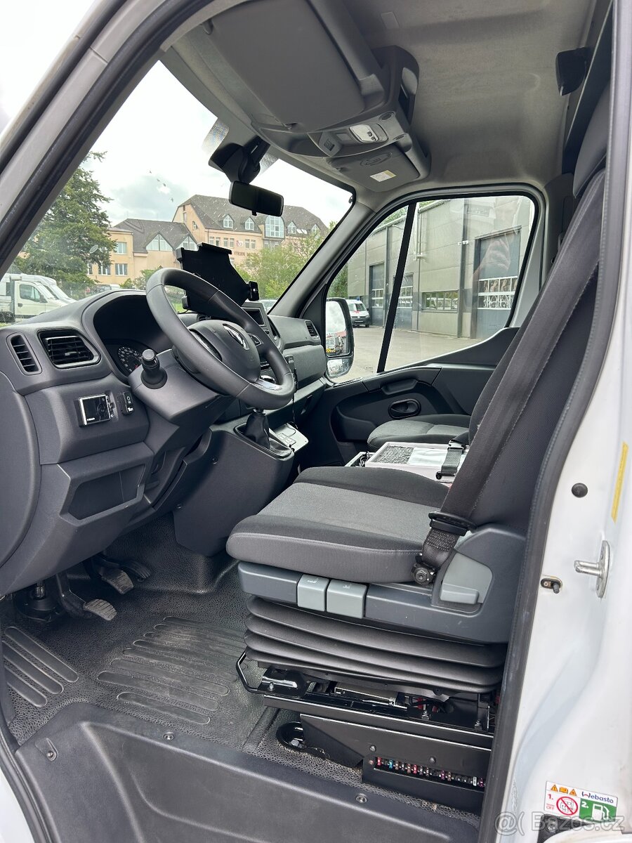 Renault Master 2.3 DCI Sanitní vůz - manuál - 9