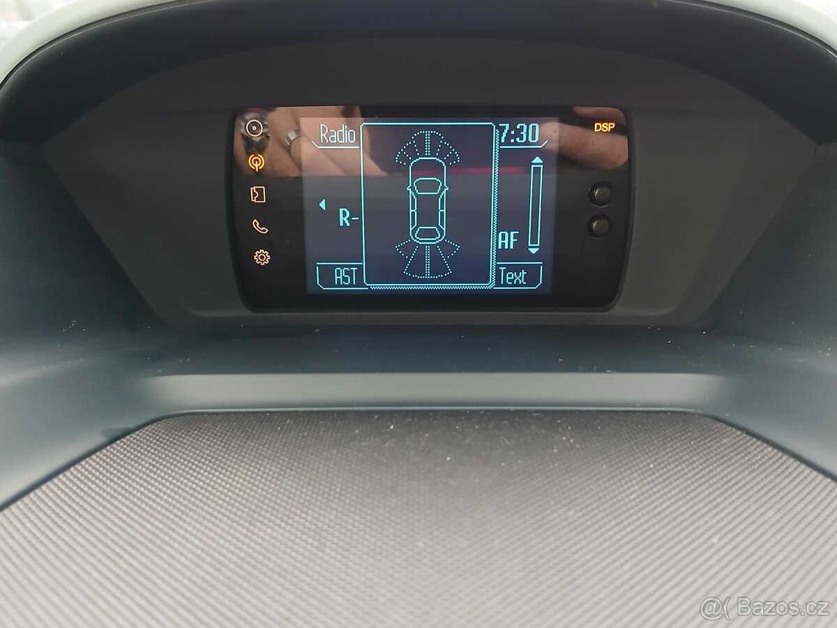 Ford C-MAX 1.6 TDCi , 85 kW nafta, 2012 - 9