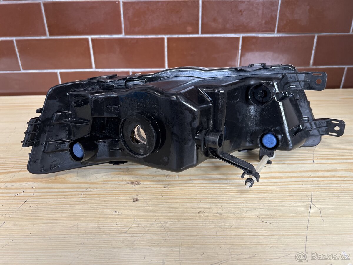 Mlhovky Škoda rapid - 9