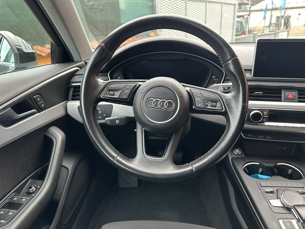 Audi A4 2.0 TDi 140kW Quattro 4x4 - 9