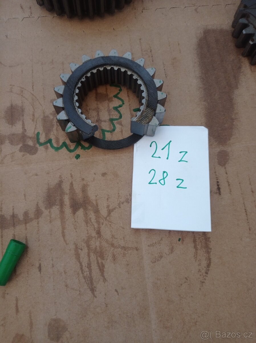 John Deere 7600-7810 - 9