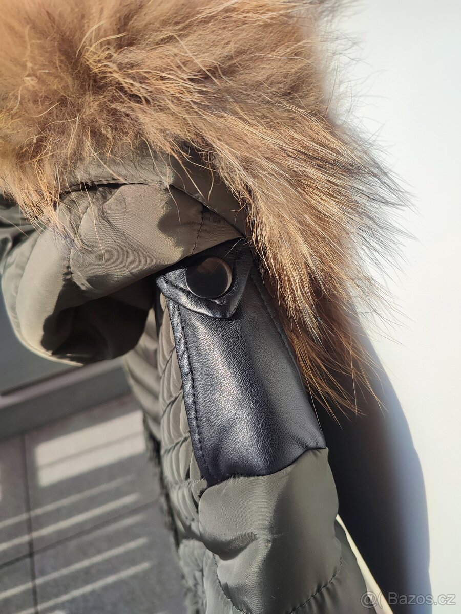 Khaki prošívaná bunda s kožešinou - 9