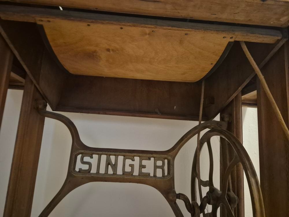 Šicí stroj Singer 15K88 - 9