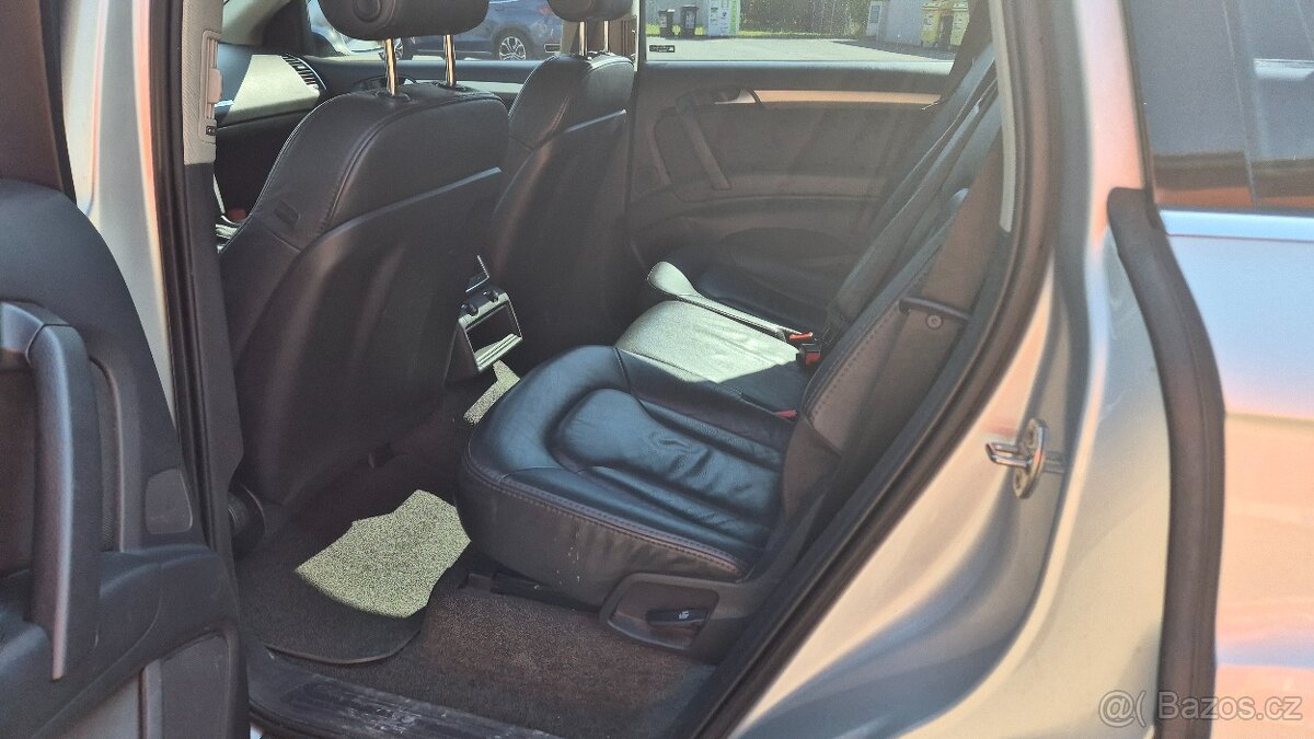 Prodám Audi Q7 3,0Tdi 171 Kw - 9
