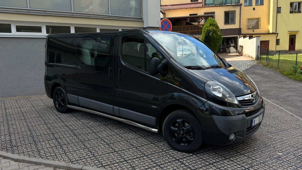 Opel Vivaro, rok výroby 2015. - 9