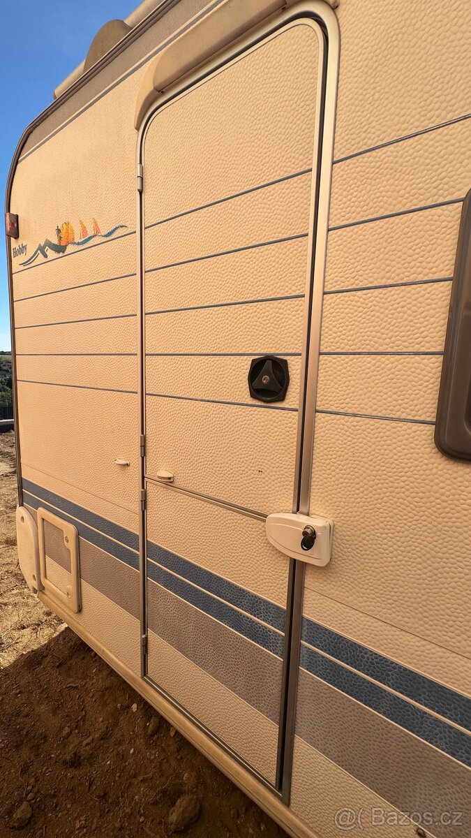 karavan Hobby De Luxe Easy 400 - 9