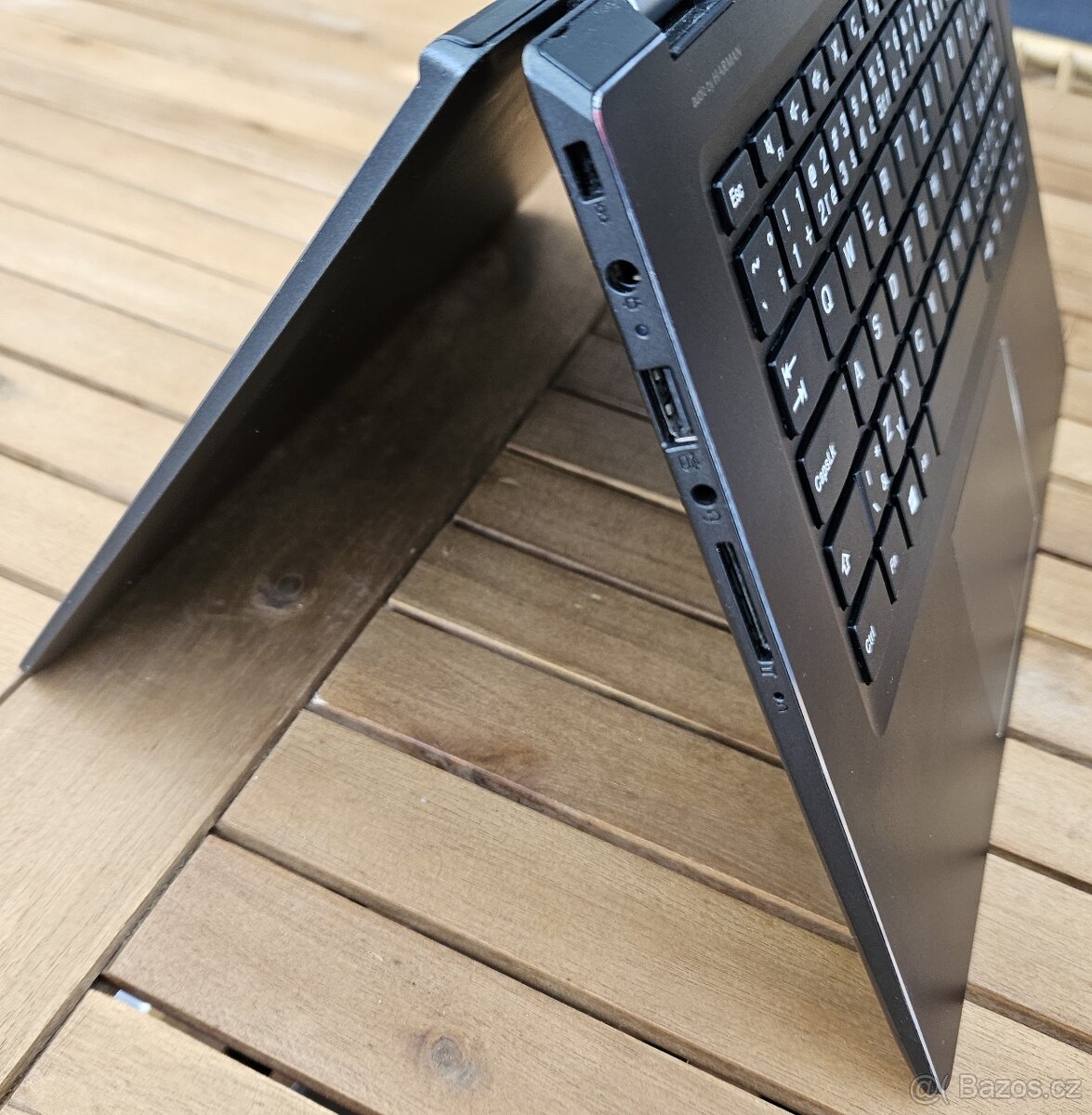 Dotykový Lenovo IdeaPad Yoga 510-14AST / 8GB RAM / SSD 240GB - 9