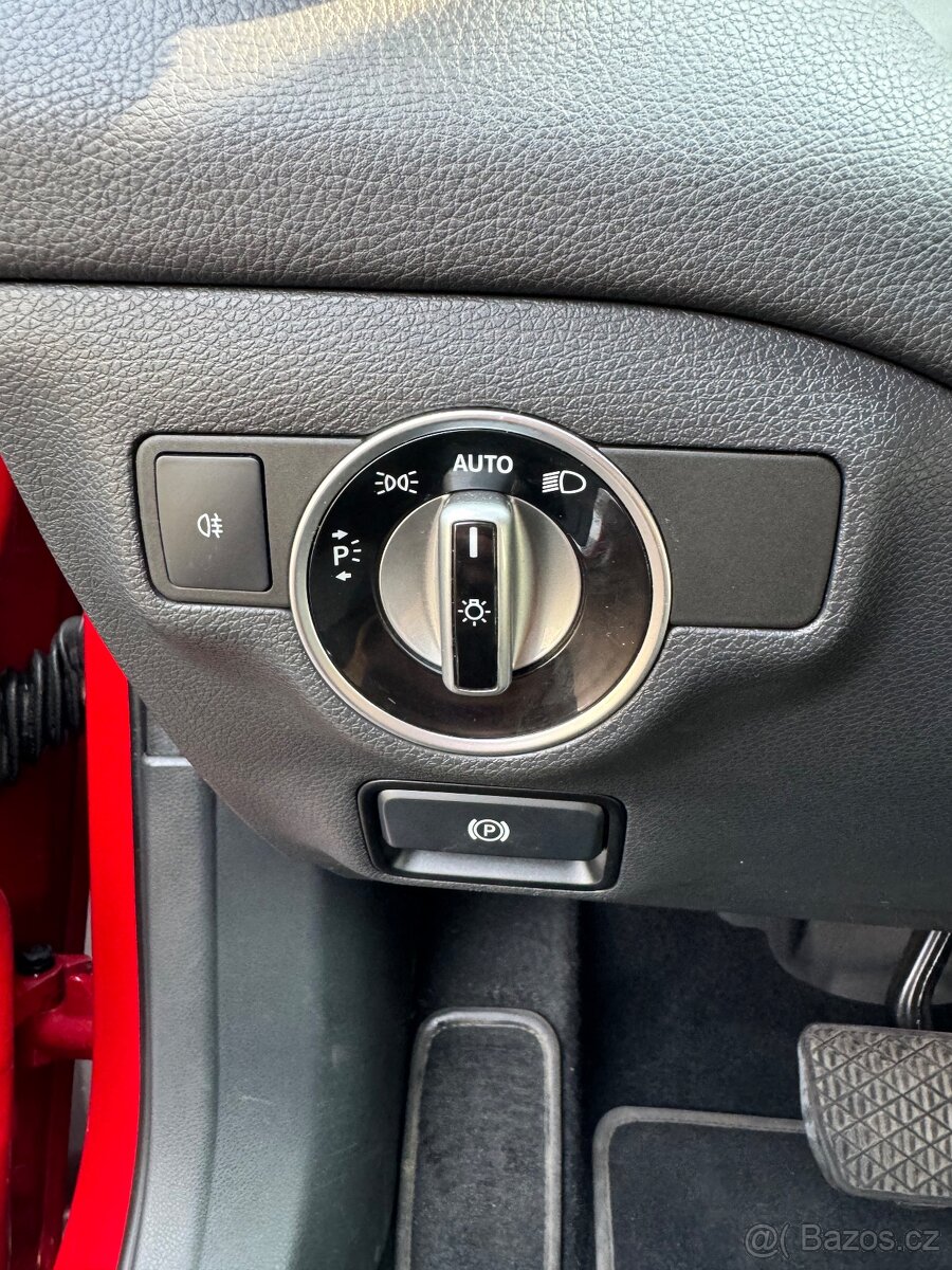 Mercedes-Benz Gla 200 4matic - 9