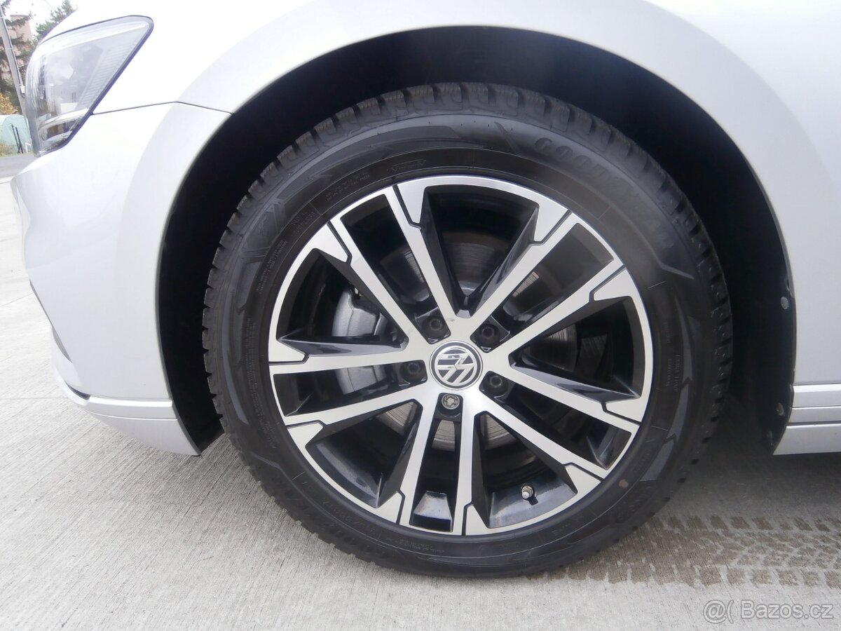 Volkswagen Passat 2,0 TDI - 9