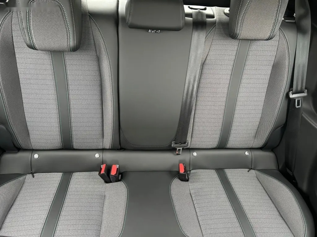 Peugeot 208, Allure PureTech 100k S&S MAN6 - 9