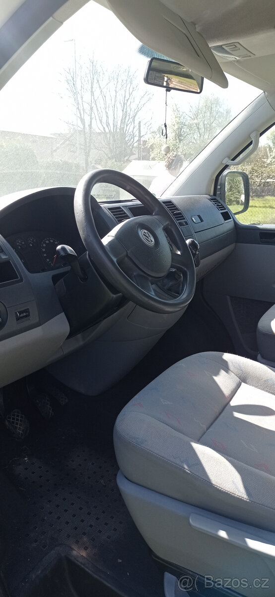 VW Transporter T5 - 9