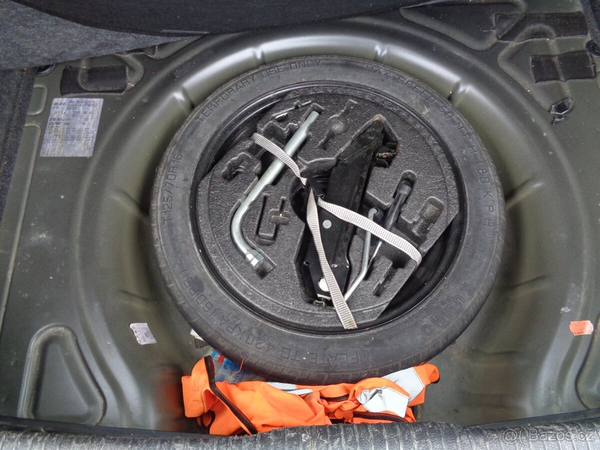 VW volkswagen golf 6 HB 1,4tsi, Rozprodám na náhradní díly - 9