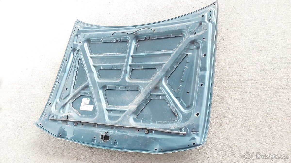 Mazda B2500 – Kapota - 9