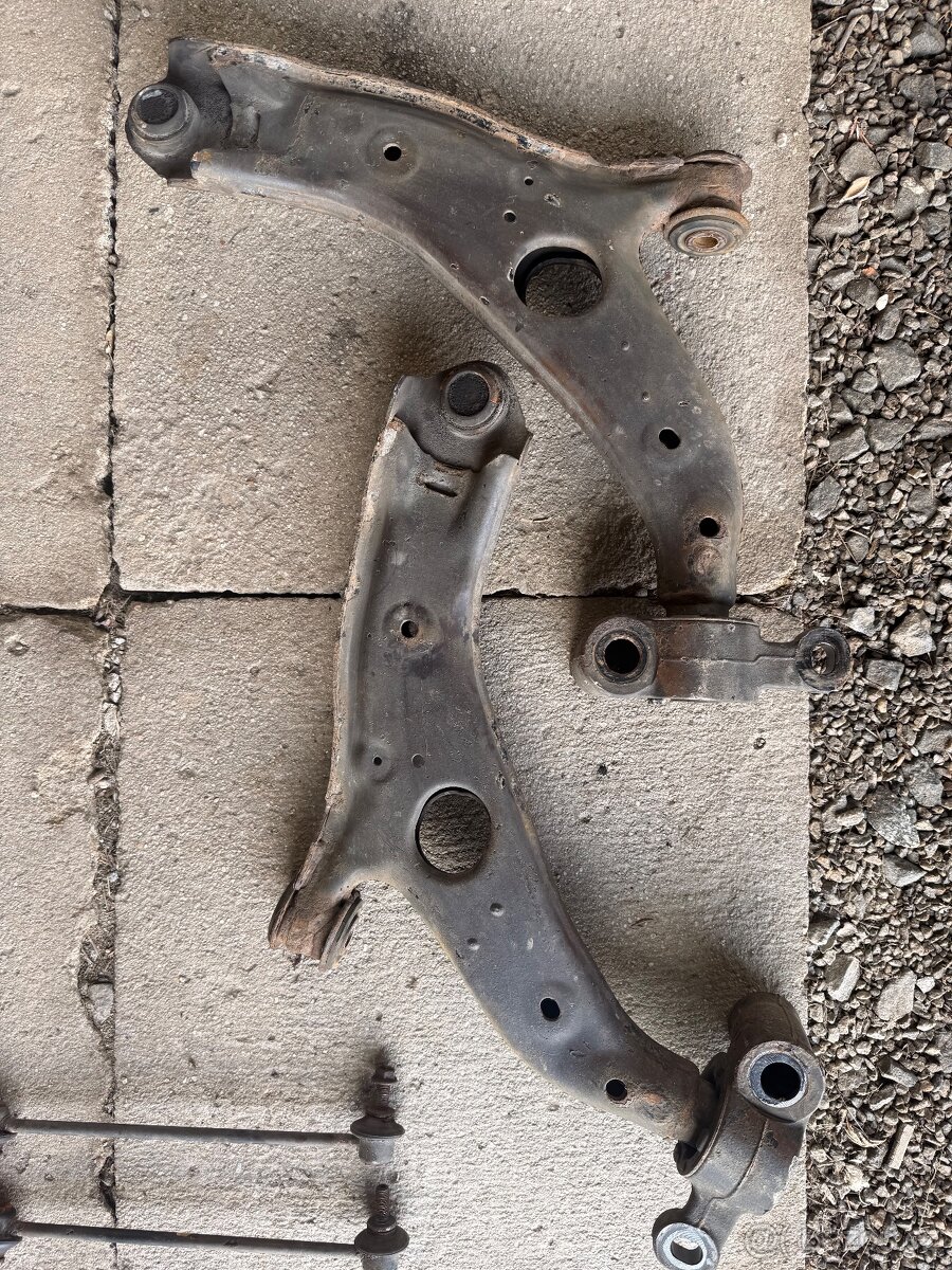 Přední ORIGINAL ramena Mazda 6,2017 - 9