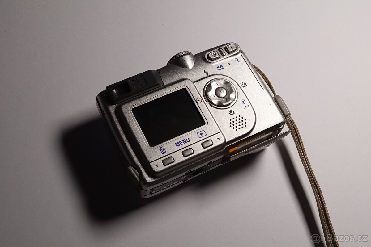 NIKON Coolpix 5200 - 9