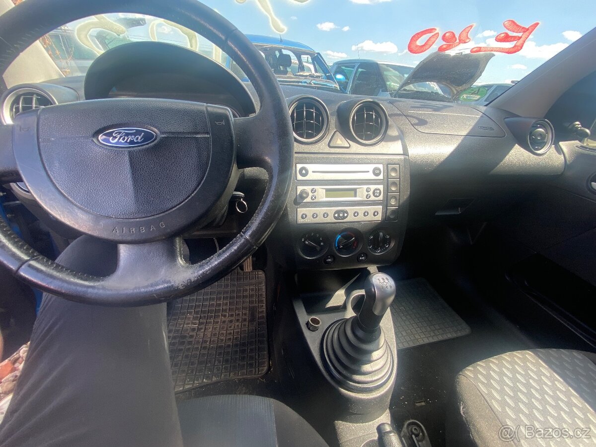 Ford Fiesta 2005 - 9
