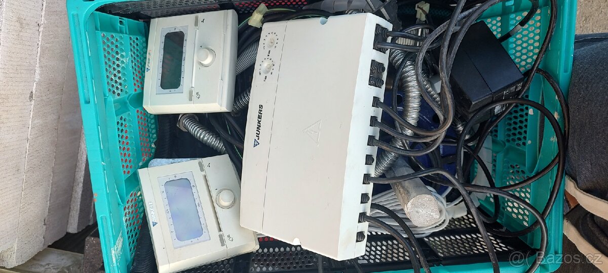 JUNKERS - kotel + příslušenství - 9