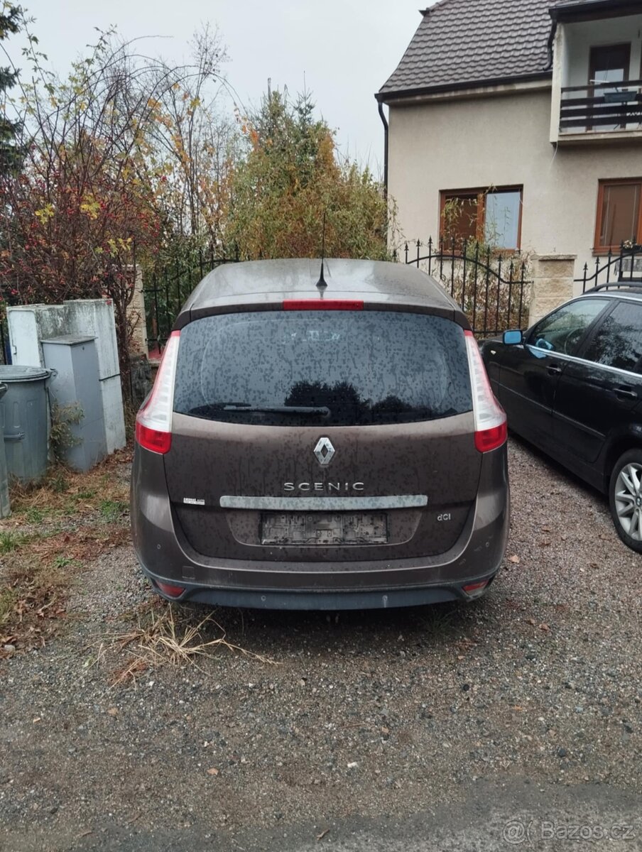 Renault Grand Scenic 3 - 9