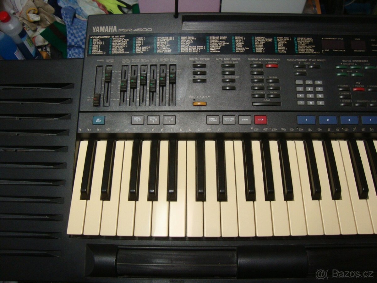 Elektrické klávesy varhany syntezátor Yamaha PSR-4500 1989 - 9