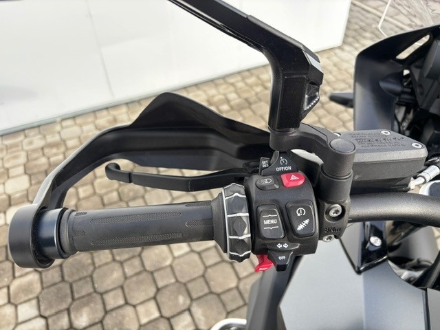 BMW R 1250 GS, nové v ČR, odpočet DPH, najeto pouze 9.844km - 9