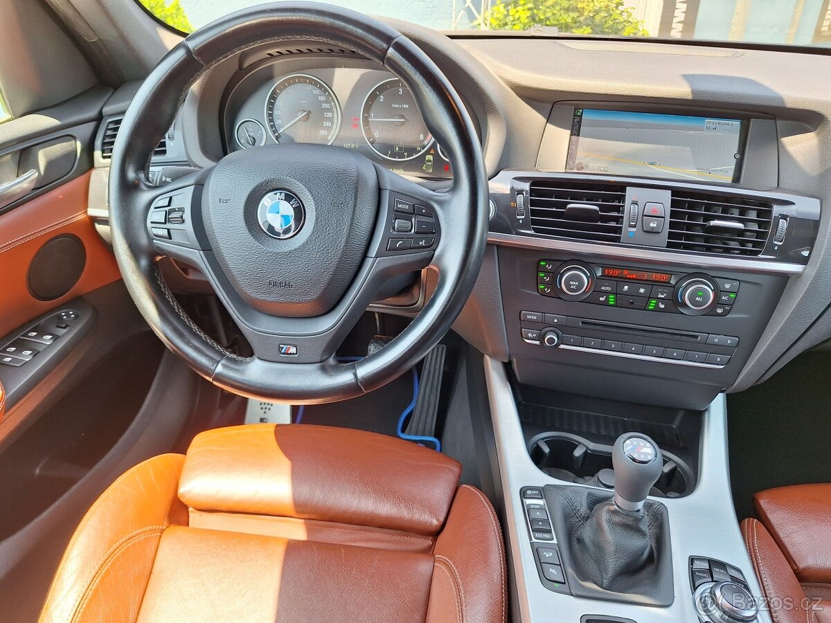 BMW X3, 2,0d M Paket MANUÁL - 9