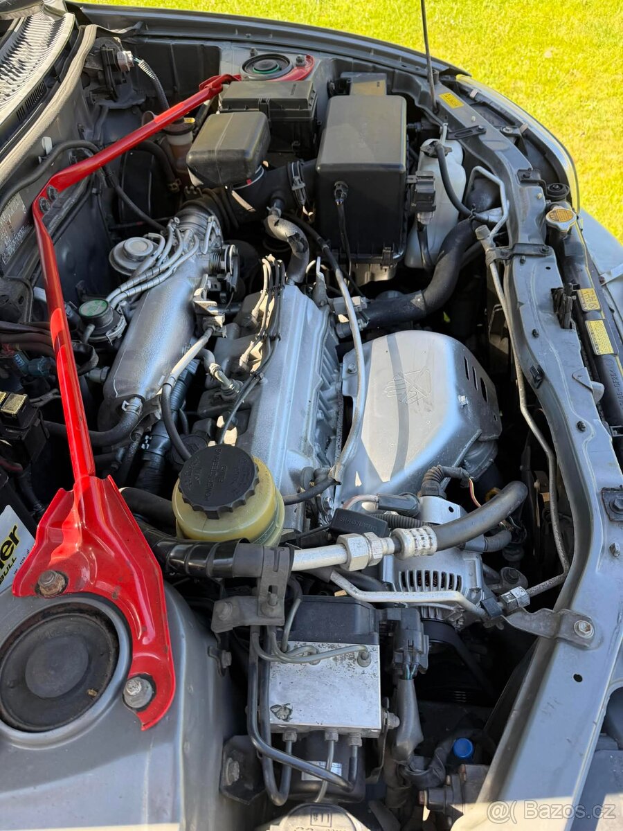 RAV 4 - 9