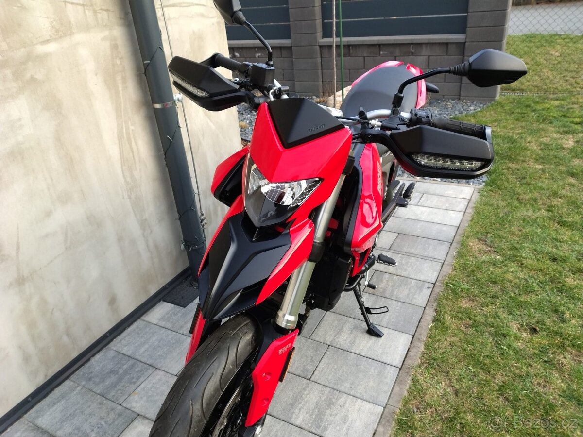 Ducati hypermotard 939 - 9