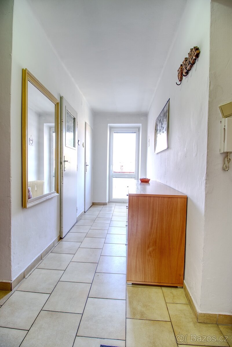 Byt 2+1, 55 m2, Hradec Králové – ul. Na Střezině. - 9