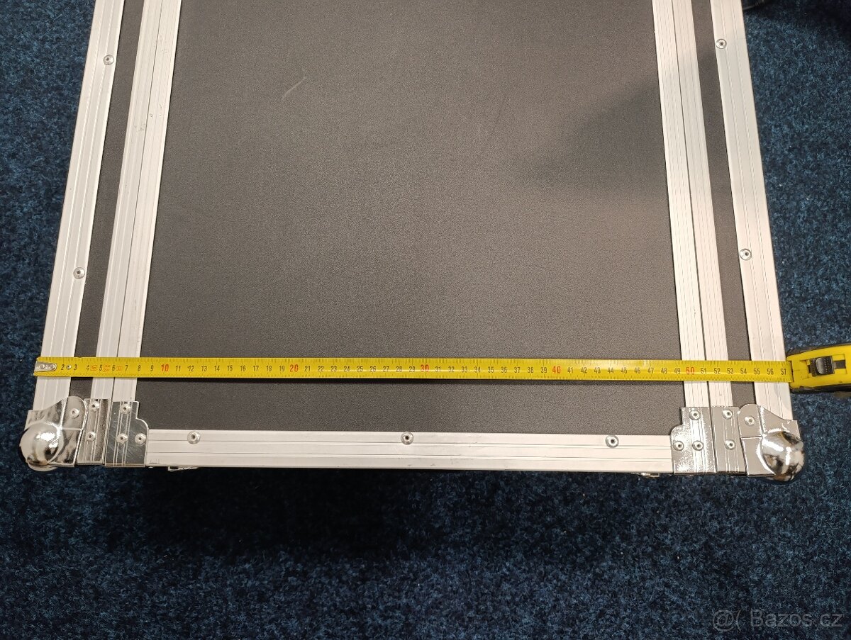 RockCase by Warwick, kufr 19" Rack, 3U - 9