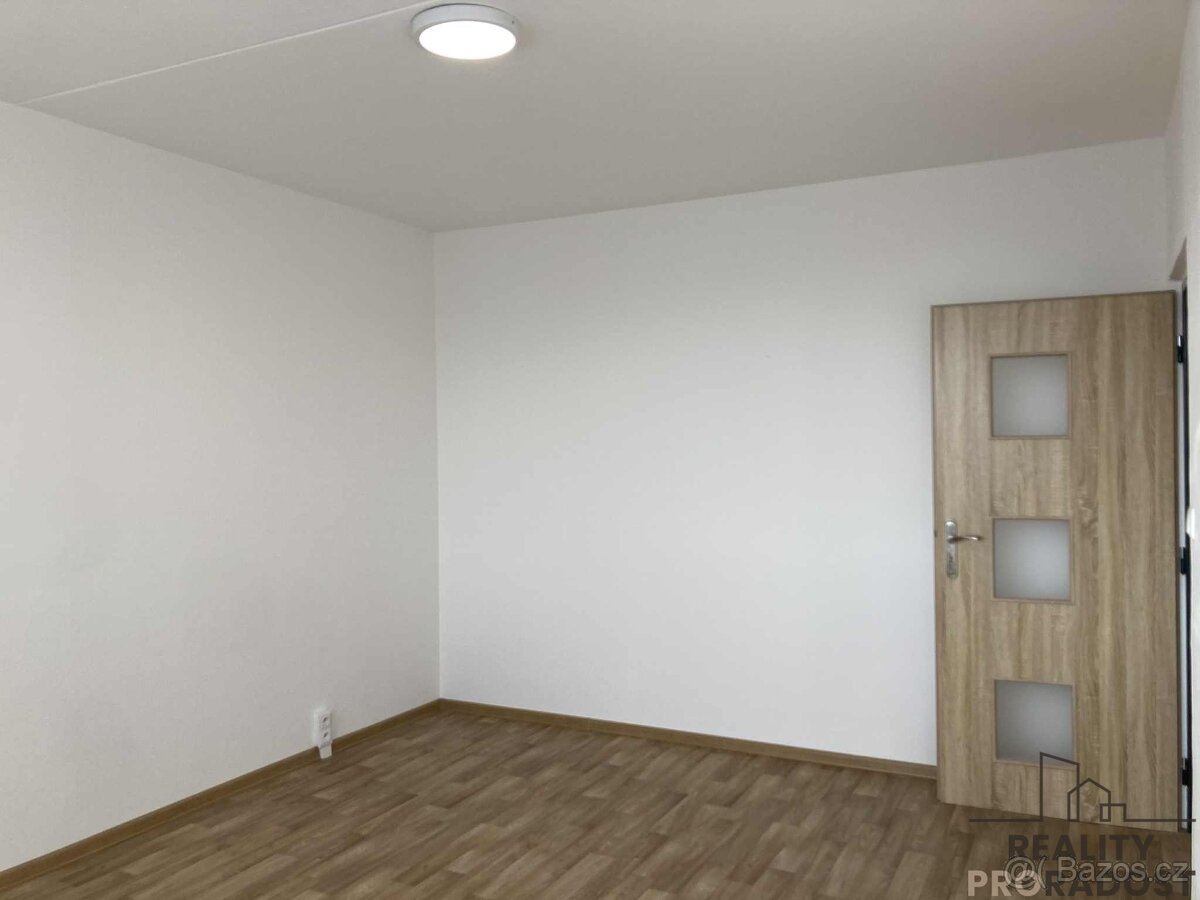 Pronájem byt 4+1, Nám. Svobody, Znojmo - 9