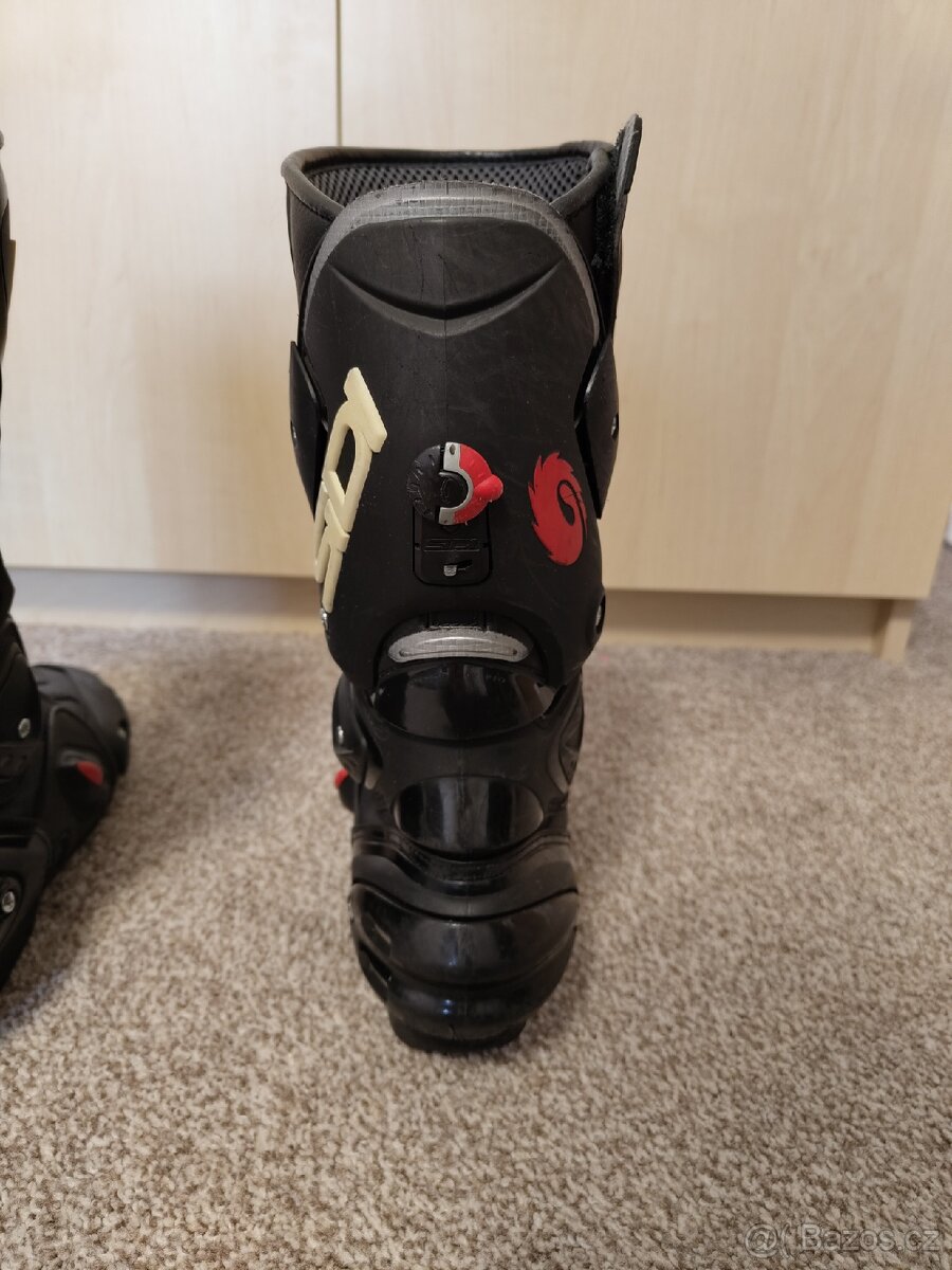 SIDI Vertigo vel. 42 na nohu 41 - 9