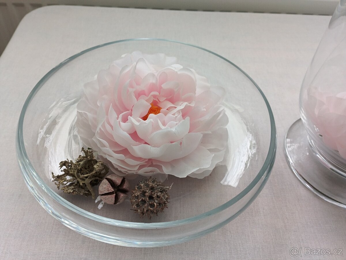 Retro krásné prostírání.Hodiny Roayl Dux. Tři velké sklněné - 9