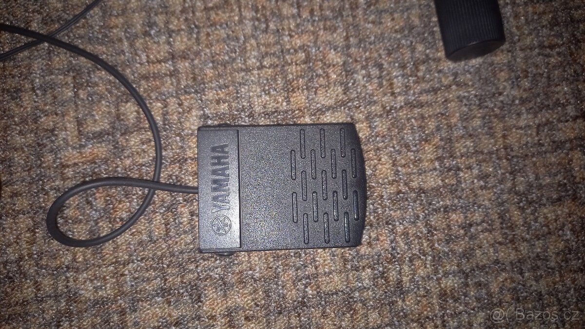 Yamaha P-35 klávesy, digital piano - 9