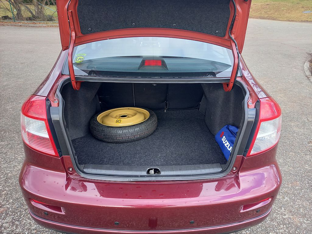 Suzuki SX4 1,6i klima+alu.kola+LPG - 9