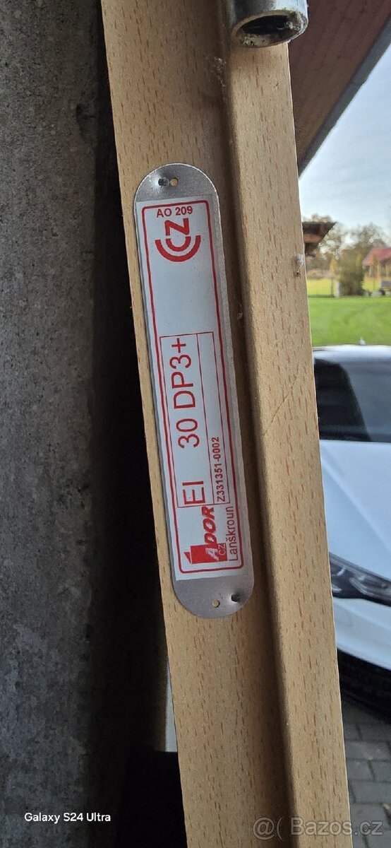 Prodám interiérové dveře - 9