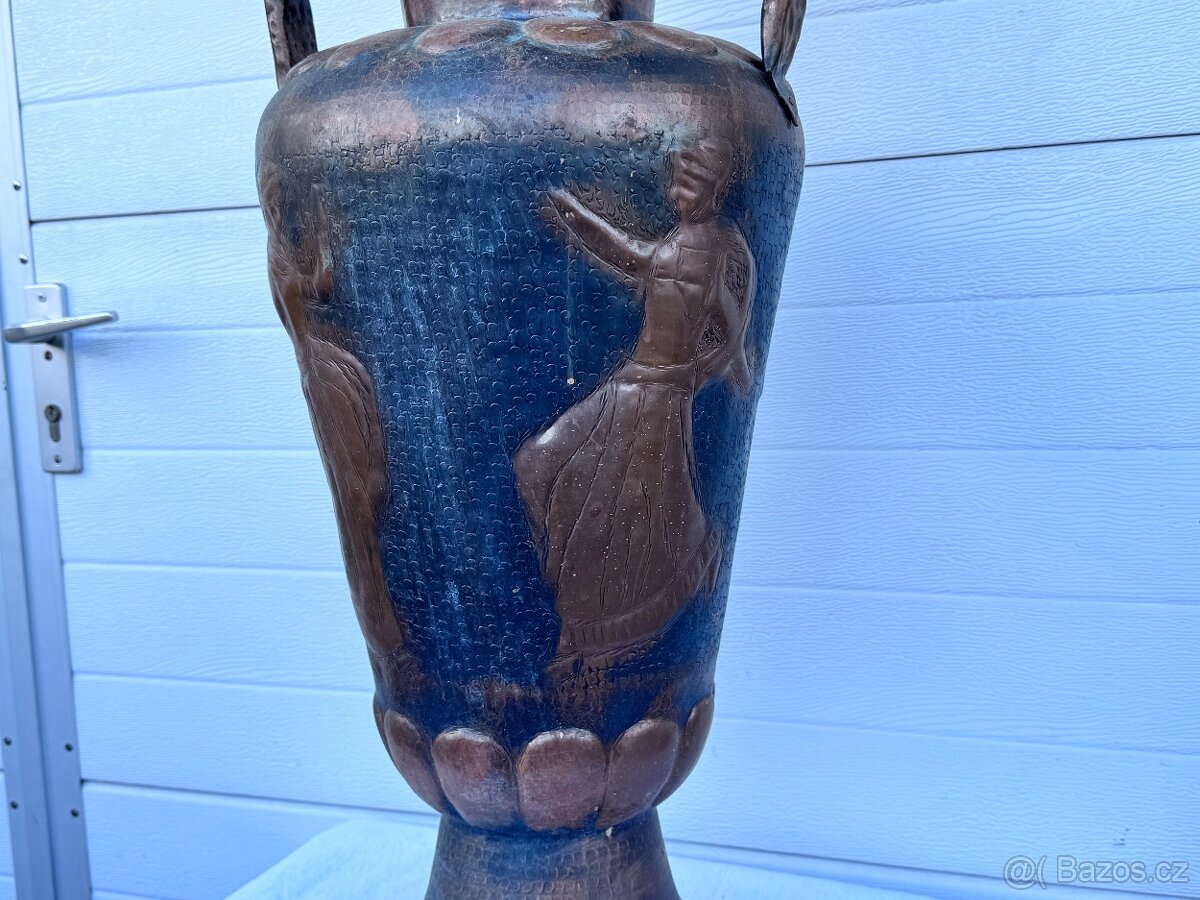 Starožitná veliká měděná tepaná váza 19.stol. - 9