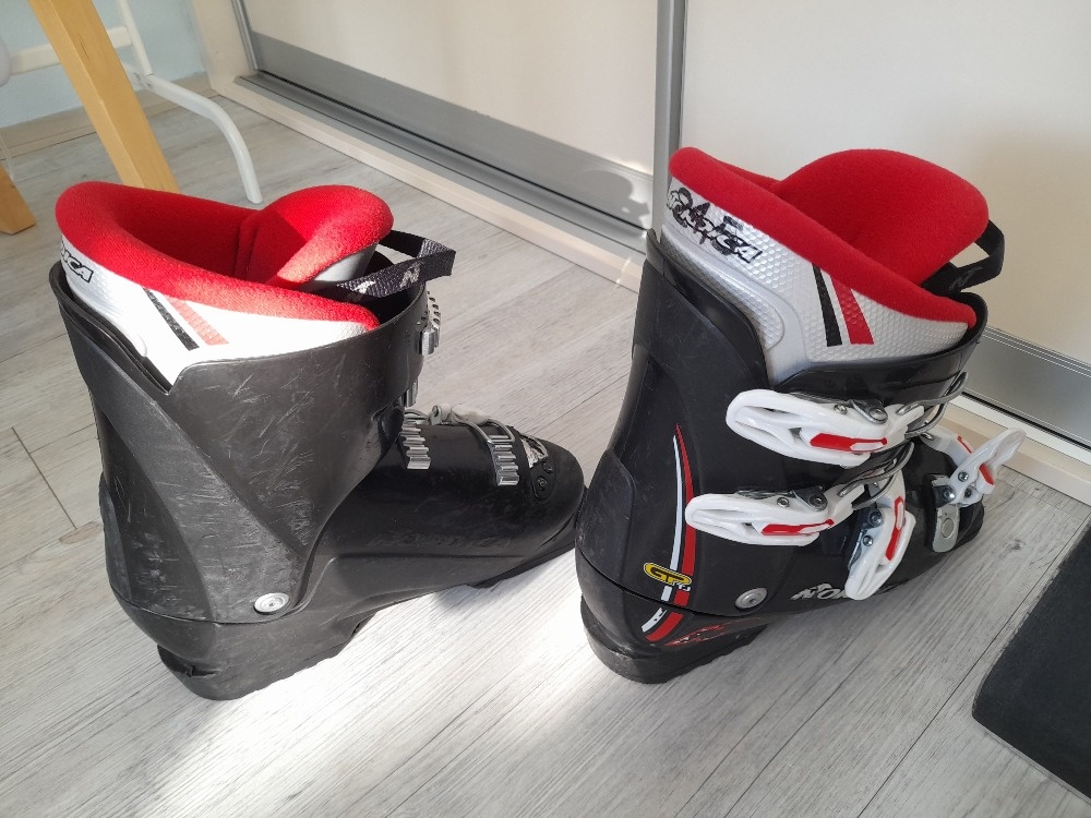 lyže Rossignol 120 cm a lyžáky Nordica 24,5 cm - 9