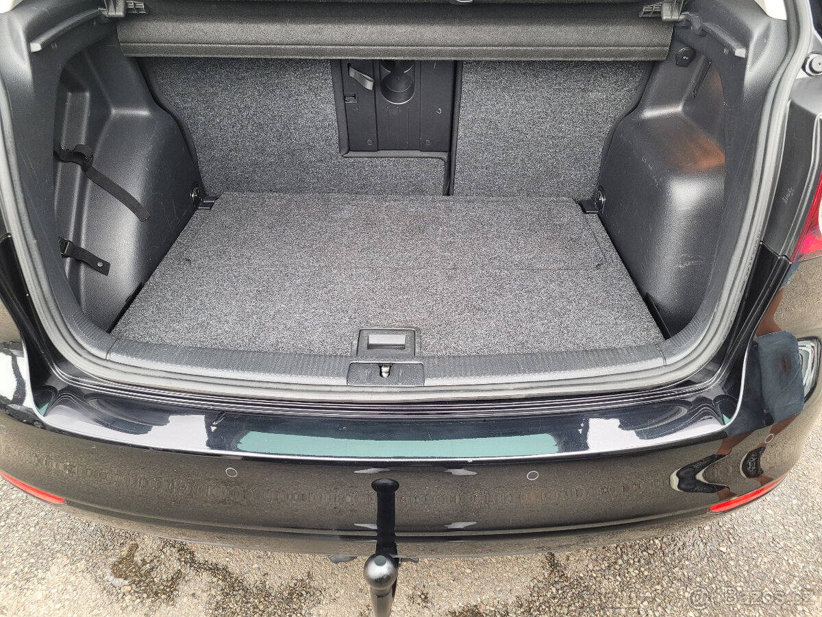 VOLKSWAGEN GOLF PLUS 1,6 TDI 77 KW LIFE,95 000 KM - 9