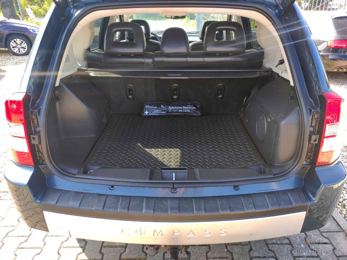 JEEP COMPASS 2.4i VVT LIMITED,4x4,TAŽNÝ,ALU,KLIMATIZACE - 9